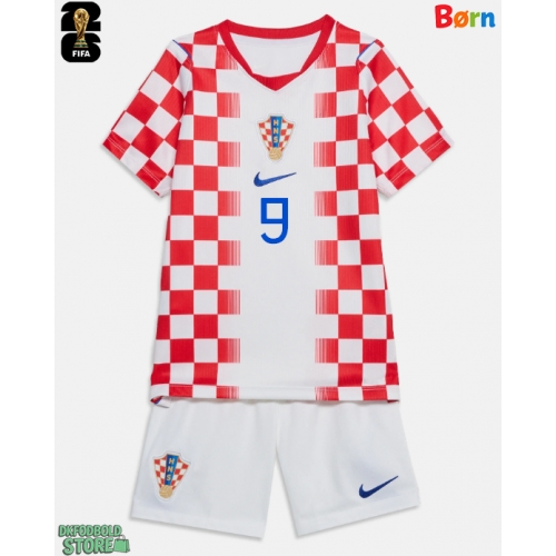 Kroatien Andrej Kramaric #9 Replika Babytøj Hjemmebanesæt Børn VM 2026 Kortærmet (+ Korte bukser)